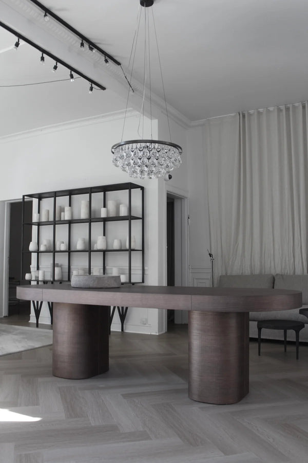 Oval dining table 250cm