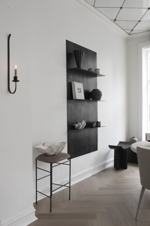 Wall shelf