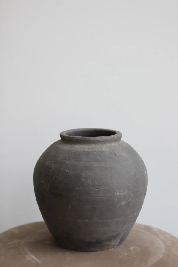 Vintage pot 25cm