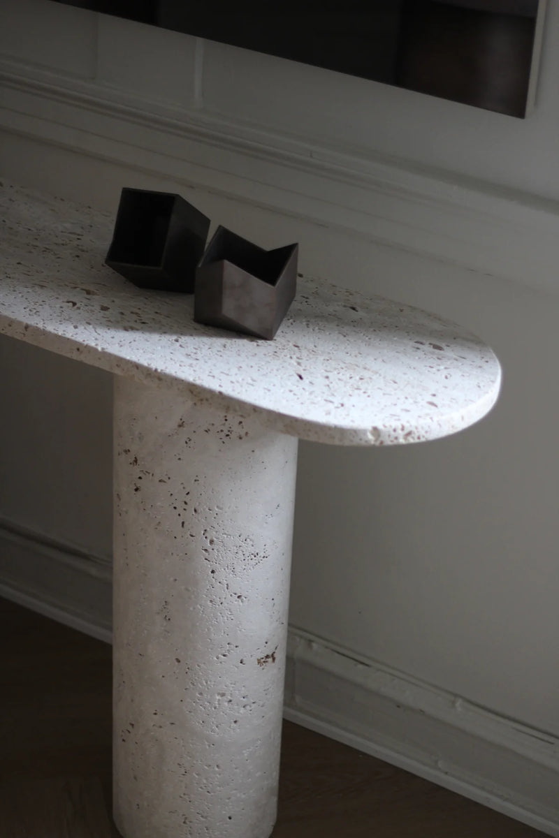 Nomad console Travertine
